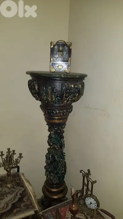 كونسول اثرية