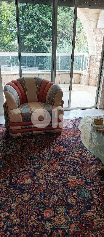 used living room as brand new 8