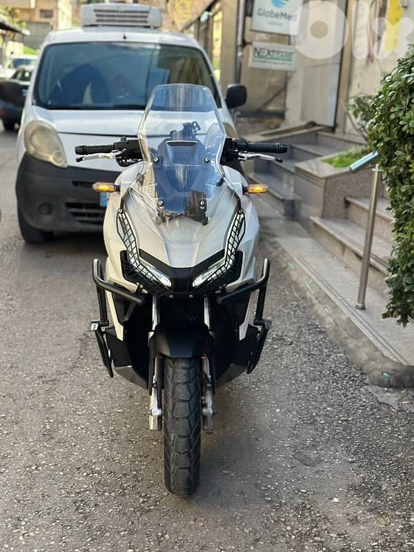 honda adv 160cc 3