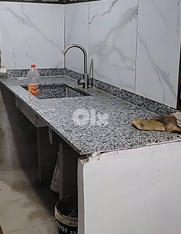 small studio for rent 0