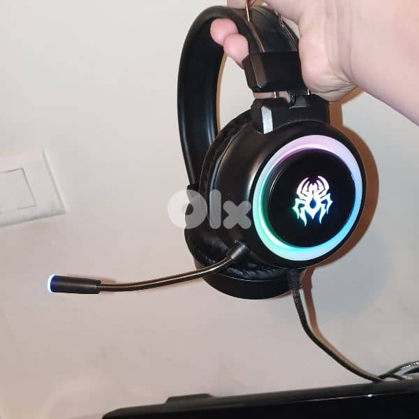 Nintendo switch OLED which all the accessories 8