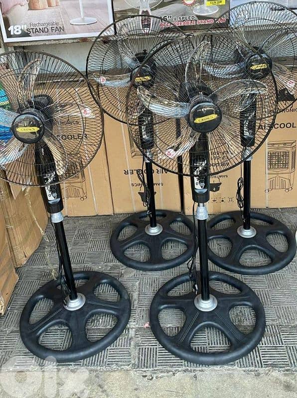 Crown Stand fan 18 inch 0