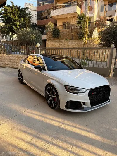 Audi RS3 2018