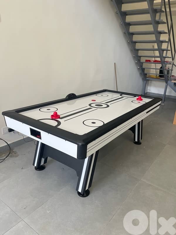 Air Hockey table 7ft 0