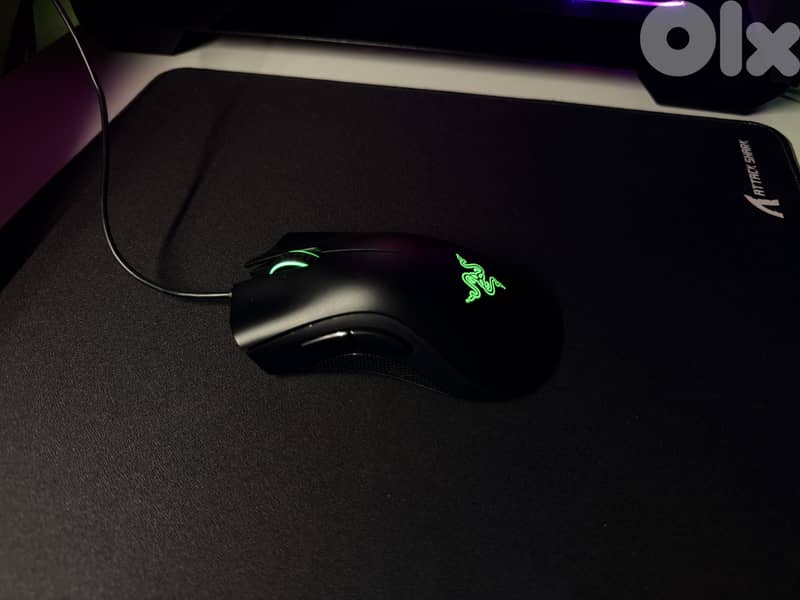 Razer deathadder essential used but new only used 1 month no box 2