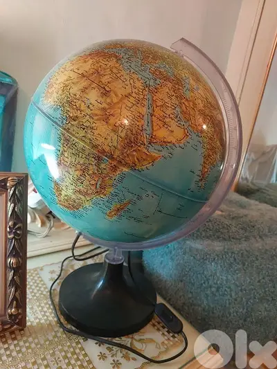 كرة ارضية - Globe