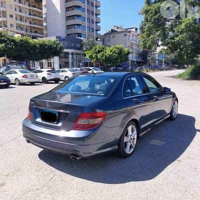Mercedes-Benz C-Class 2010