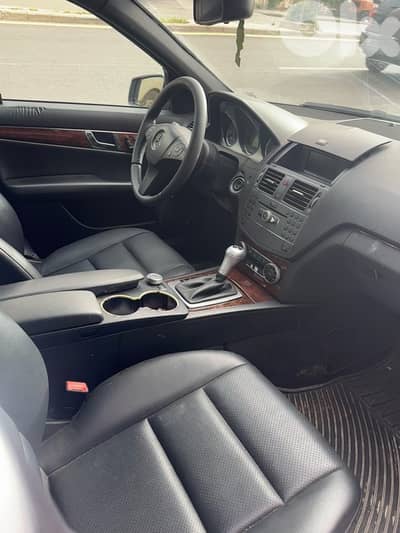 Mercedes-Benz C-Class 2010