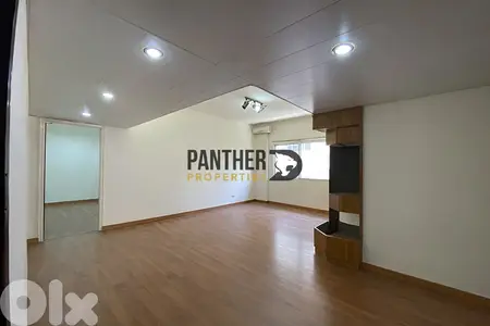 Prestigious 130sqm Achrafieh Ref#PA126شقة للبيع في الأشرفية