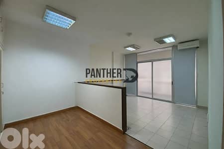 Prestigious 130sqm Achrafieh Ref#PA126شقة للبيع في الأشرفية