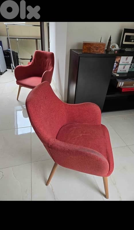Pair of Modern Red Button-Tufted Accent Chairs 0