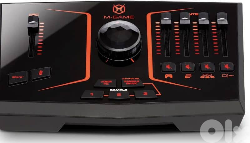 M-GAME Solo USB Audio Interface Mixer  Streaming and Gaming & XLR Mic 8