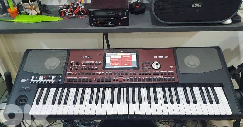 KORG Pa700 الأصلي 0