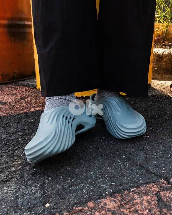 New Crocs Echo Wave women 0