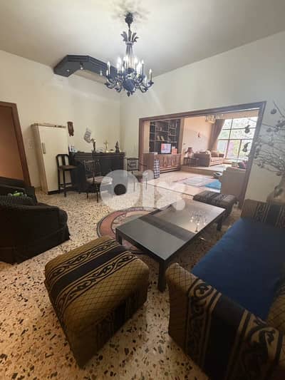 Spacious 268 sqm apartment in a prime location REF#MU134644