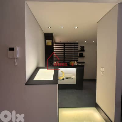 Apartment/Salon for rent in Haret Sakher شقة/مركز تجميل حارة صخر