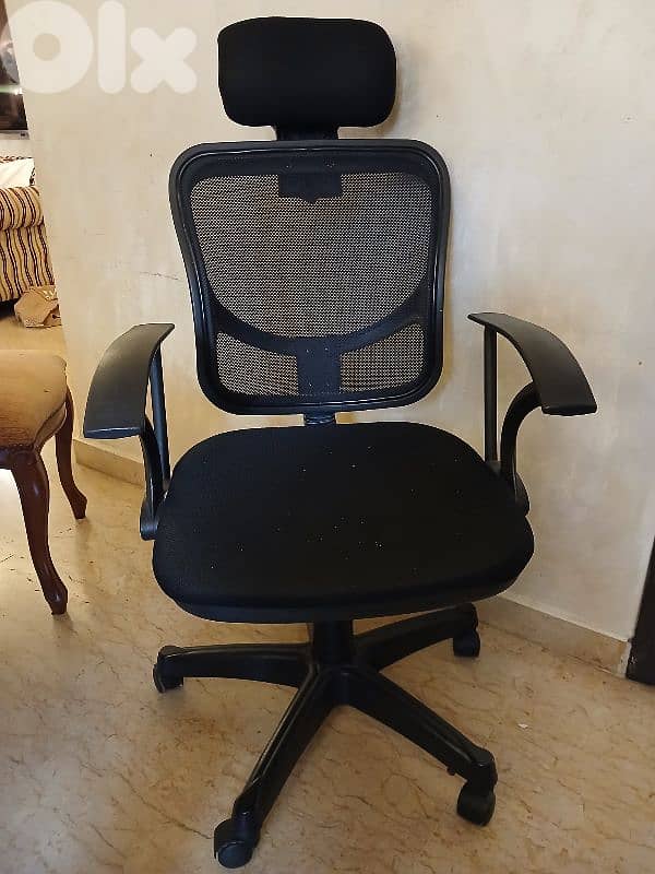 Chair 0