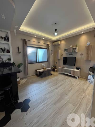 Modern, High End Finishing, Tariq el Jdideh/طريق الجديده REF#IZ135146