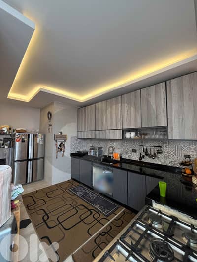 Modern, High End Finishing, Tariq el Jdideh/طريق الجديده REF#IZ135146