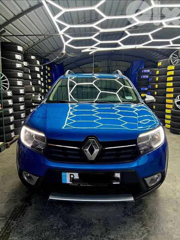 Renault Stepway 2019 67000km company source 0