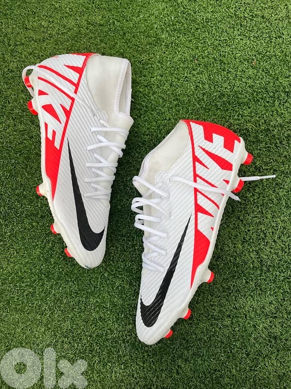 original football shoes 0