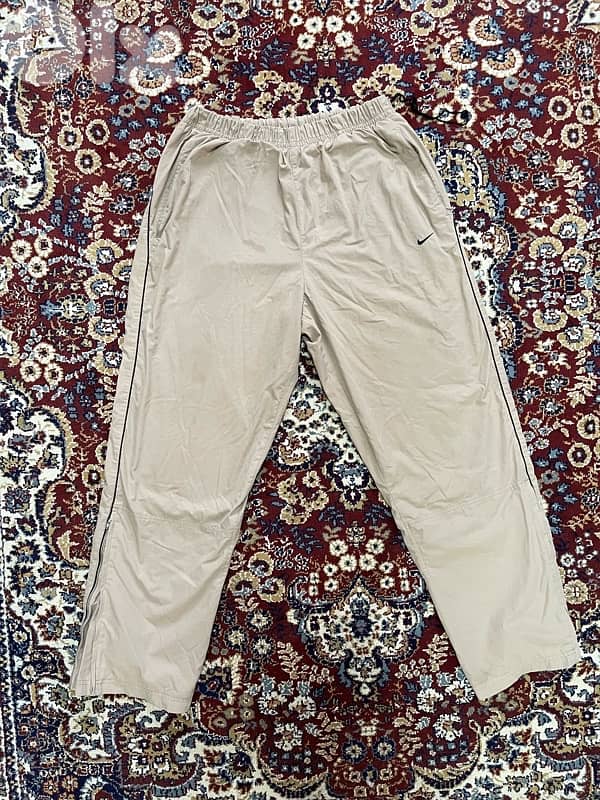 nike track pants 0