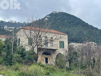 Stone House for Sale in Sahel Alma - منزل حجري للبيع في ساحل علما