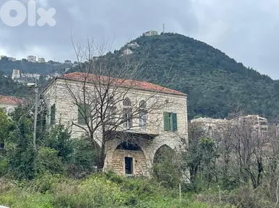 Stone House for Sale in Sahel Alma - منزل حجري للبيع في ساحل علما