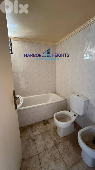 Apartment for Sale in Blat Jbeil - شقة للبيع في بلاط جبيل