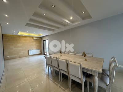Apartment For Sale in Sabtieh - شقة للبيع في سبتيه