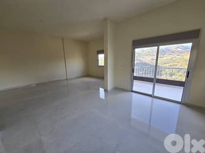 225 sqm Apartment for sale in feitroun -644$/sqm