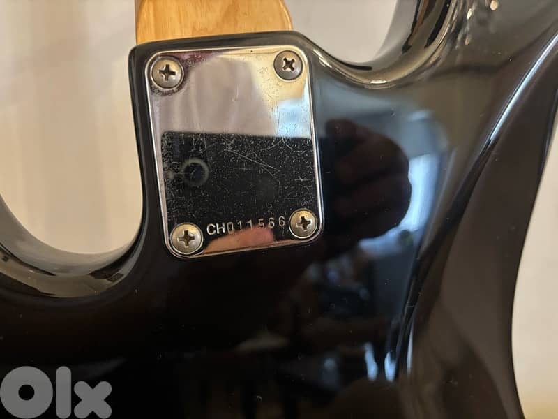 bass guitar electric 4