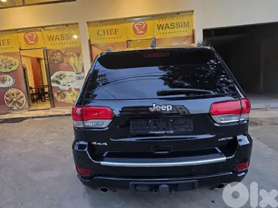 جيب شيروكى 2017