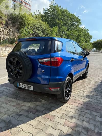 Ford EcoSport 2015