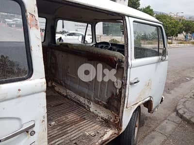 Classic 1975 Volkswagen Van –  Reliable Mechanics, Yours for $3000!"