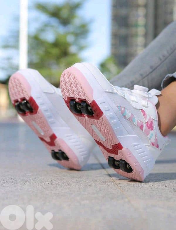 New Roller Shoes 4 Wheel Detachable & Adjustable Sneakers 4