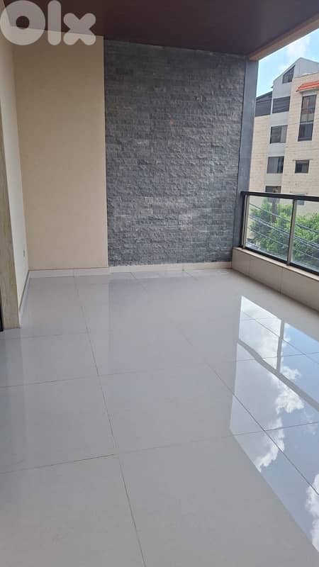 Spacious and bright apartment in a prime location of Mazraat Yachouh! 0