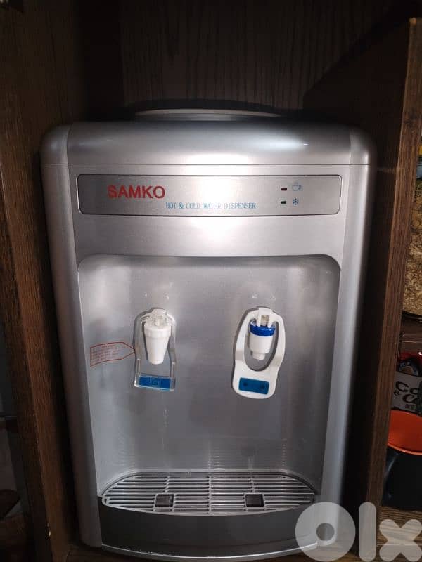 cold and hot water dispenser 0