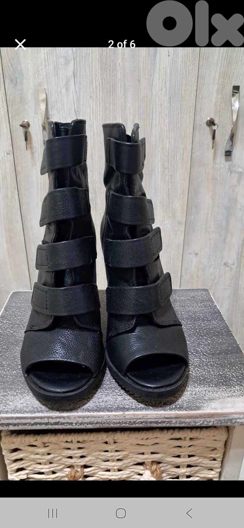 DKNY WOMAN HEELS SIZE 7 1