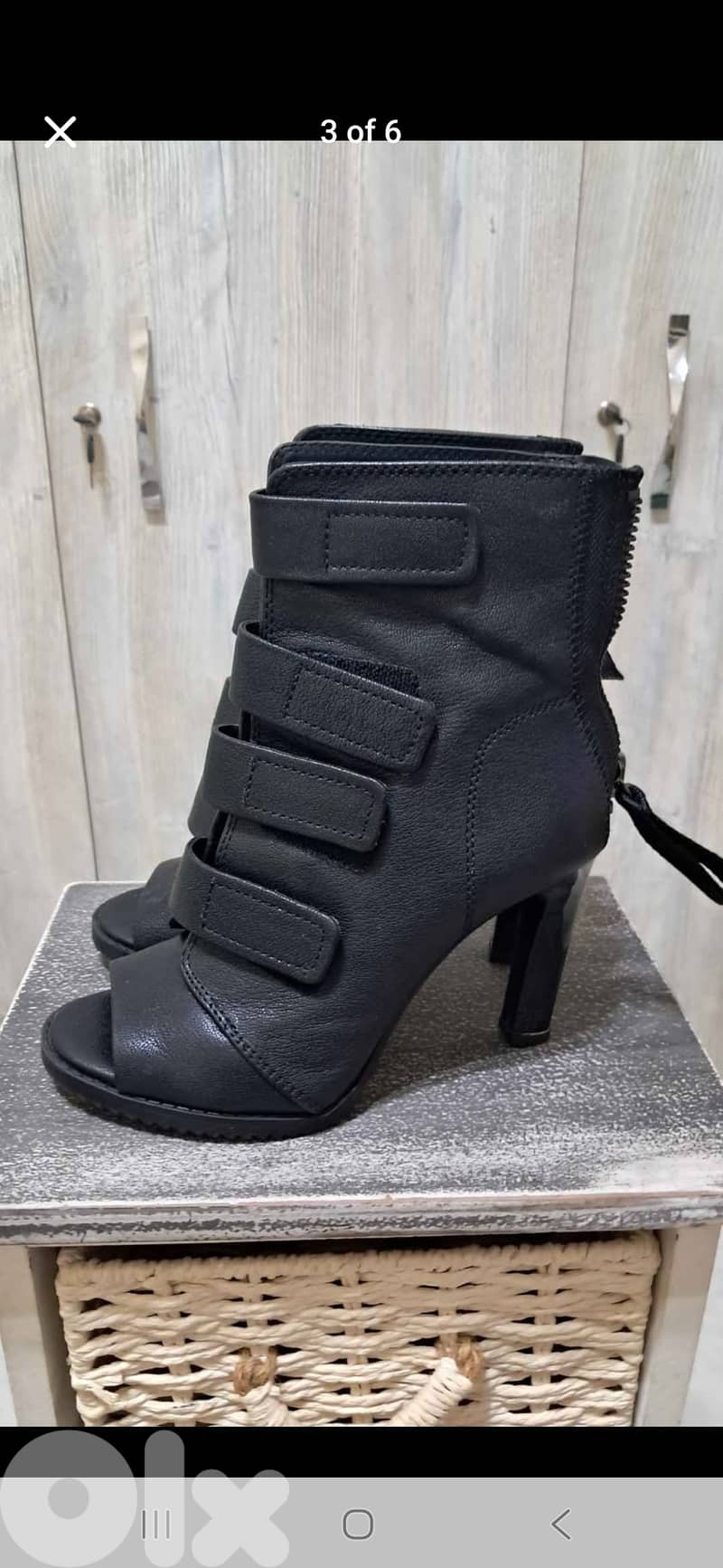 DKNY WOMAN HEELS SIZE 7 2