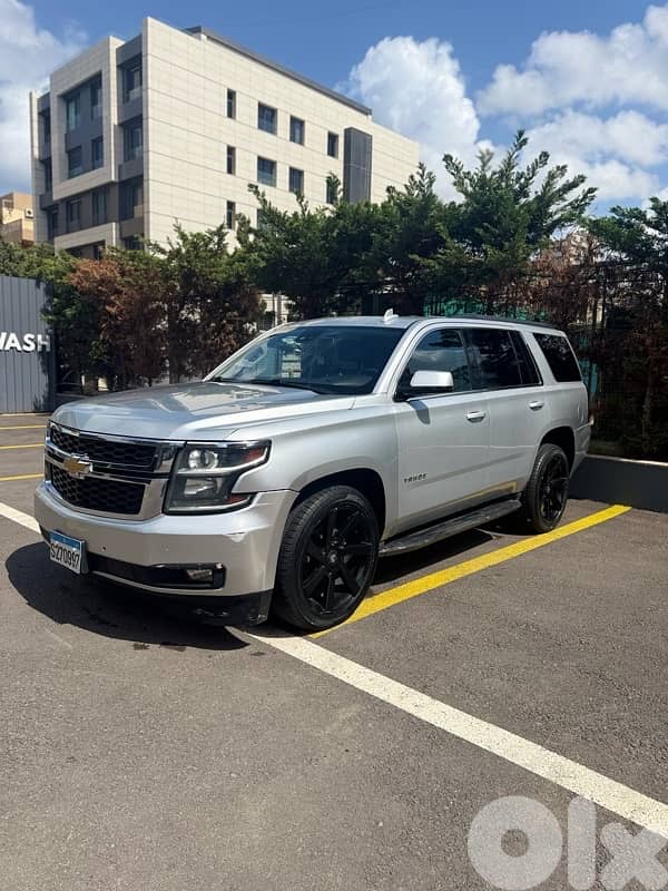 CLEAN Chevrolet Tahoe LTZ - 2015 0