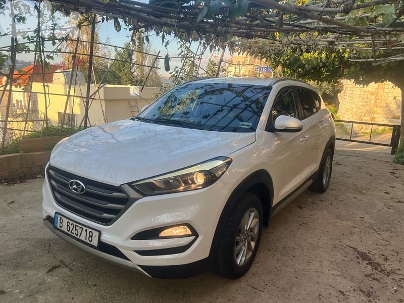 Hyundai tucson 2017 0