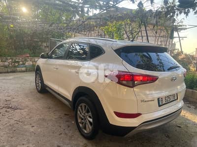 Hyundai tucson 2017