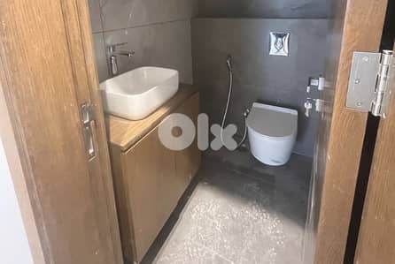 425 SQM Apartment For Sale In Achrafieh Sassine شقة للبيع #JZ29424