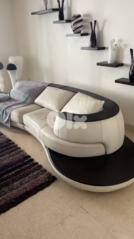 SALON FOR SALE 1