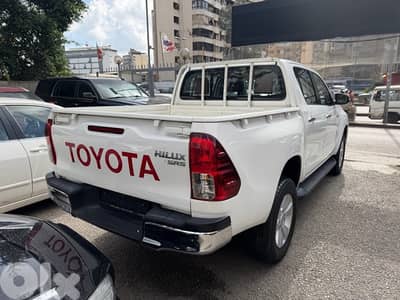 Toyota Hilux 2016