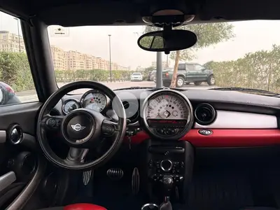 ميني أخرى 2011