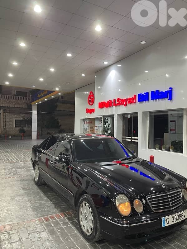 Mercedes-Benz E-Class 2000 0