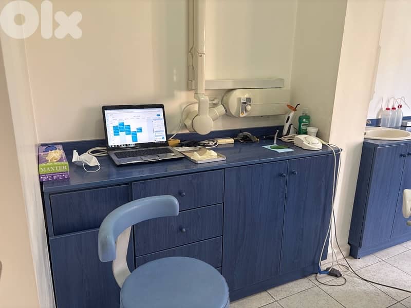 clinic cupboards 0