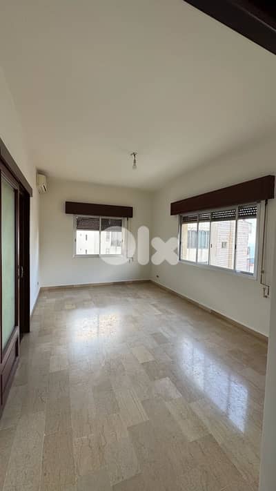 Apartment for rent in mazraait yashouh